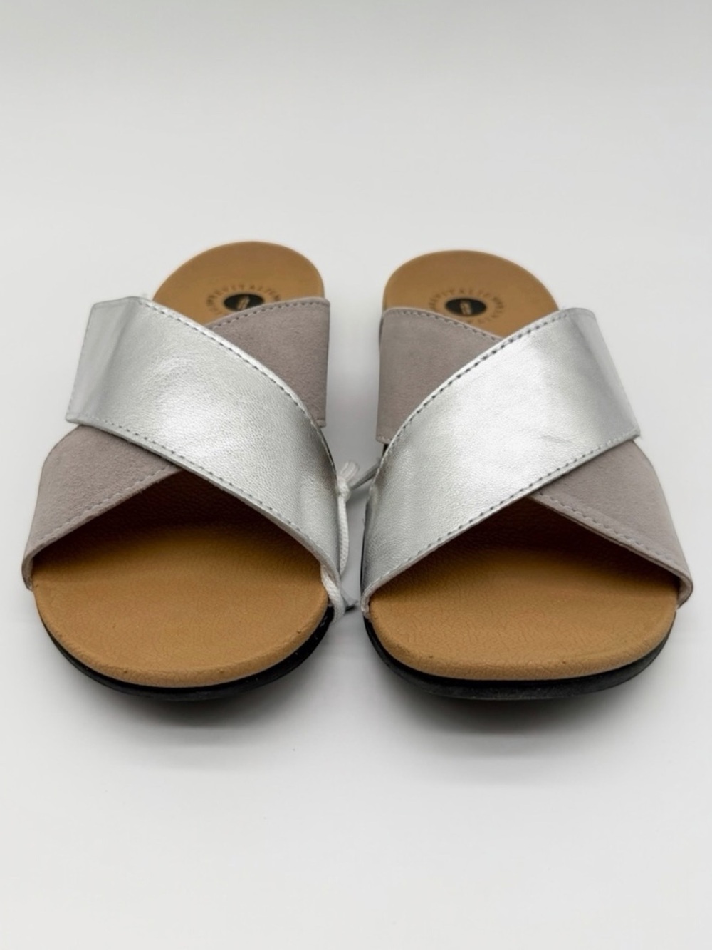 Revitalign Paloma Leather Orthotic Adjustable Cross Band Sandals Silver 6.5 NEW